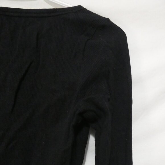 LA SENZA | medium | Black Waffle Knit Long Sleeve Shirt | Partial Snap Button - Picture 12 of 16